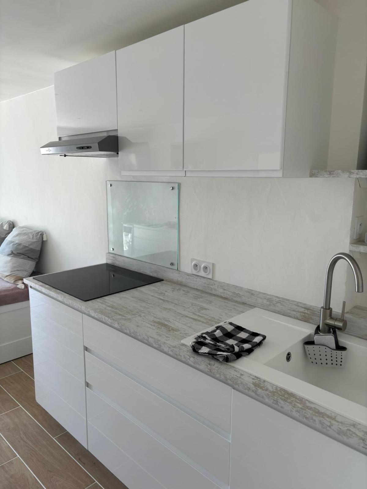 Studio Thalie Bormes-les-Mimosas Buitenkant foto
