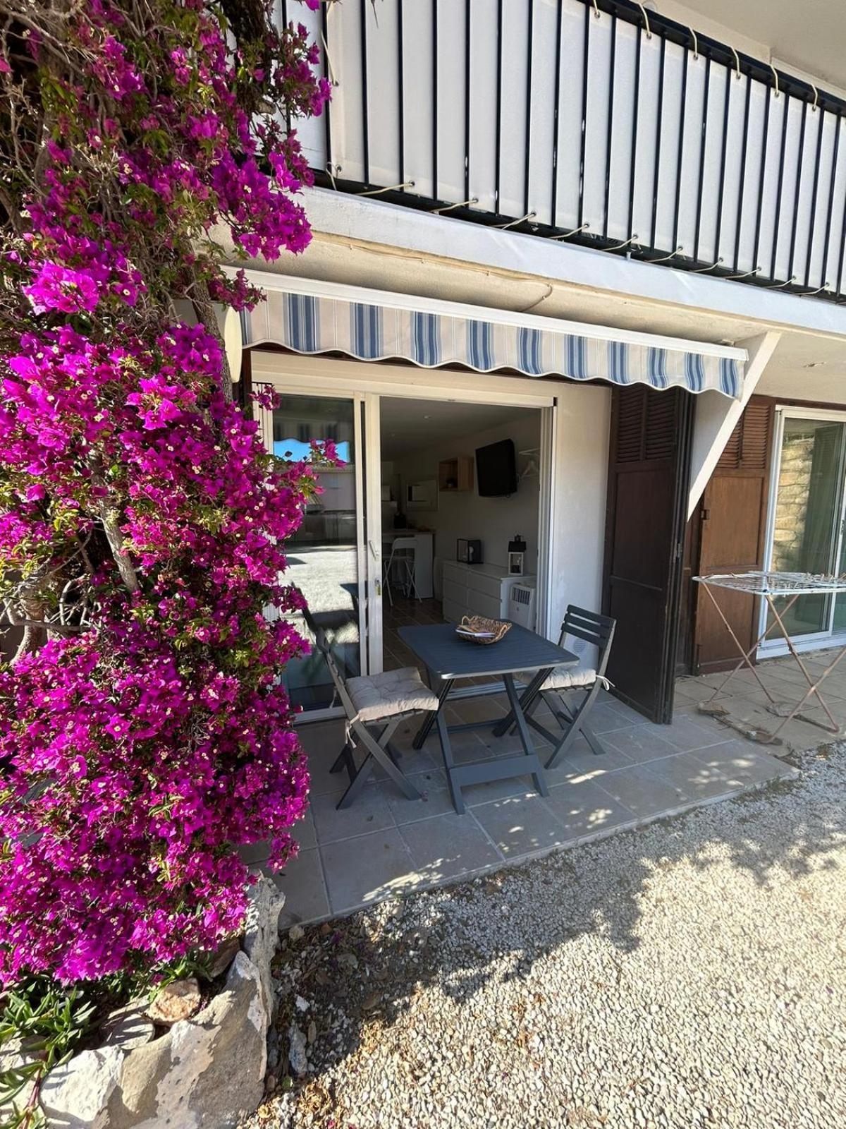 Studio Thalie Bormes-les-Mimosas Buitenkant foto